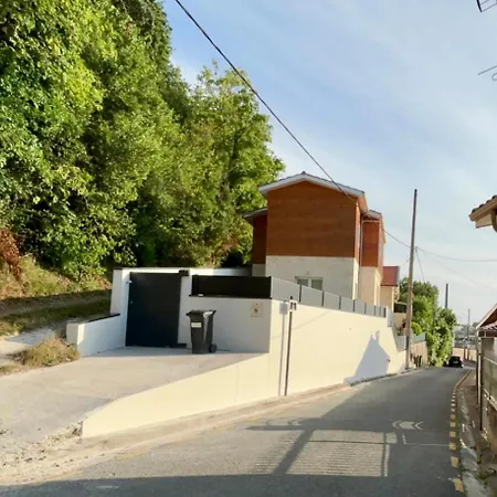 Maison Familiale Avec Piscine & Vue Sur Bordeaux Feriehus