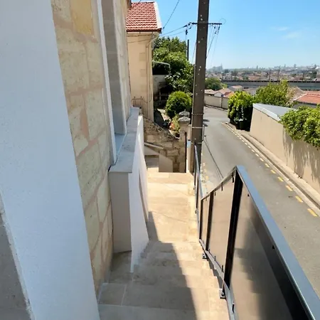 Maison Familiale Avec Piscine & Vue Sur Bordeaux Vakantiehuis