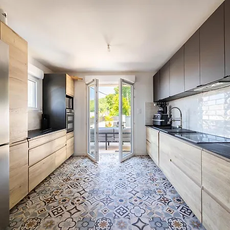 Feriehus Maison Familiale Avec Piscine & Vue Sur Bordeaux